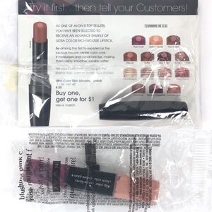 AVON Ultra Color Rich Mousse Lipstick Mauve D100 & What a Pair Lip & Cheek Pink